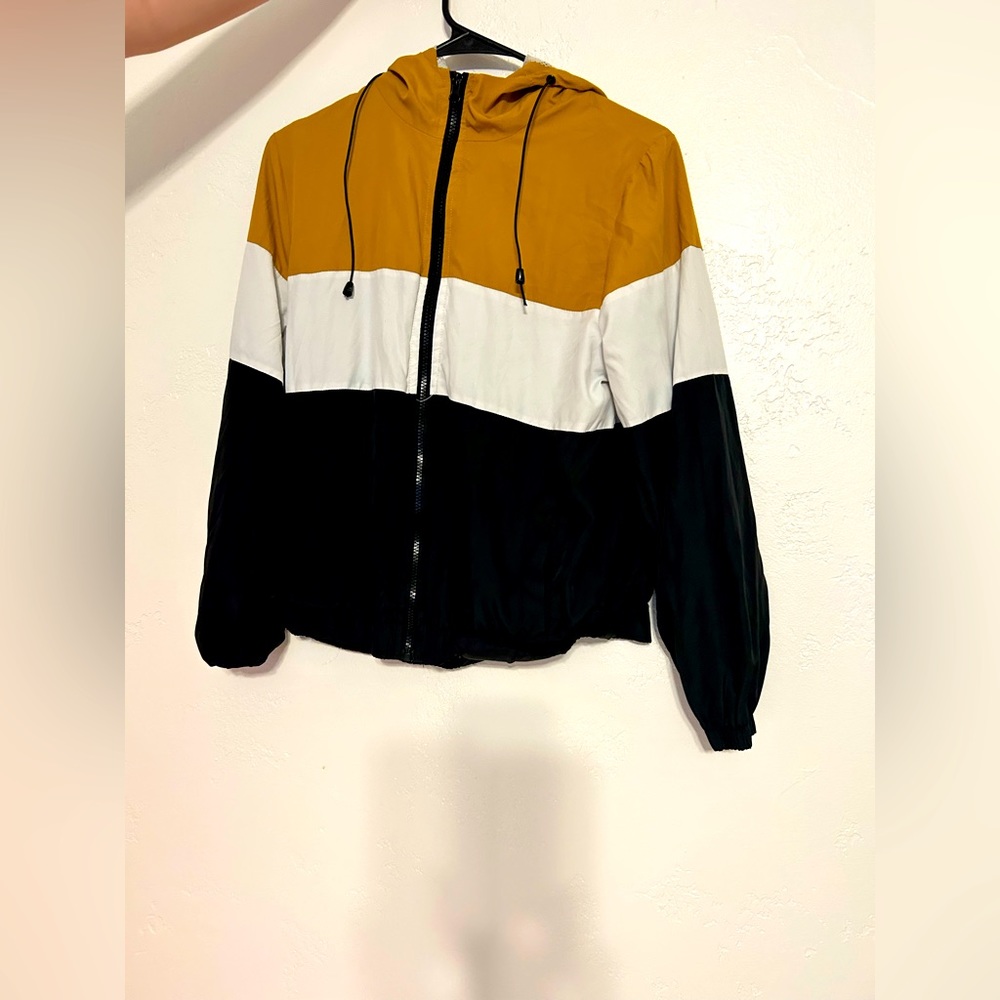 3 Color Lightweight Windbreaker - Never Worn